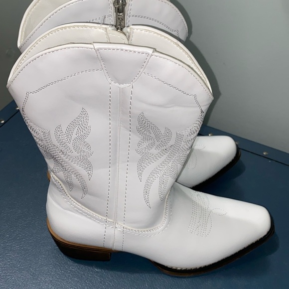 Jeossy Cowboy Boots - Picture 2 of 4